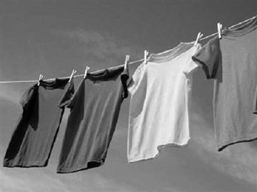 5 sai lầm phơi quần áo rước thêm vi khuẩn vào người